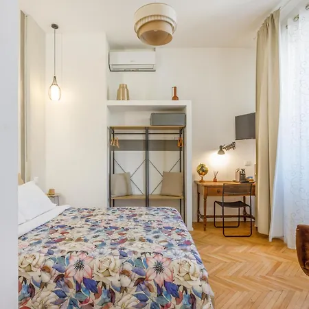 Appartement Express Traveller's Front Station Fs Covered Parking Parma