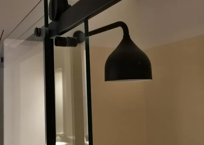 Parma Express Traveller'S Lodging Front Station Fs With Covered Parking *