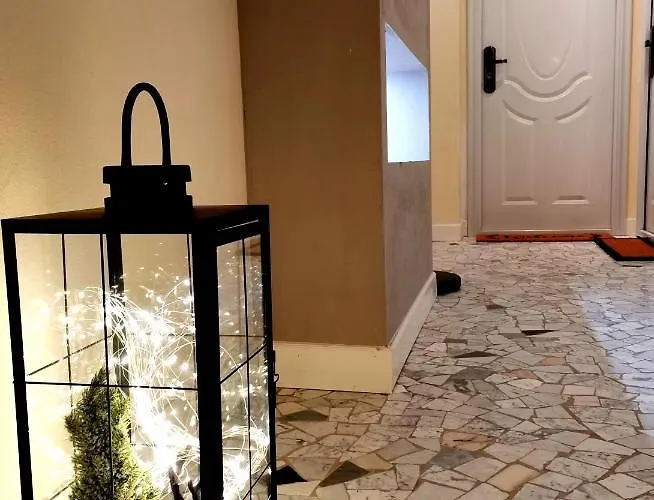 아파트 Parma Express Traveller'S Lodging Front Station Fs With Covered Parking 파르마