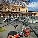 Express Traveller's Front Station Fs Covered Parking *
