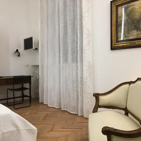 Apartamento Express Traveller's Front Station Fs Privat Parking