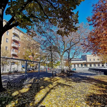 Appartamento Parma Express Traveller'S Lodging Front Station Fs With Covered Parking *