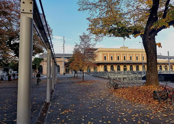 Parma Express Traveller'S Lodging Front Station Fs With Covered Parking Parma